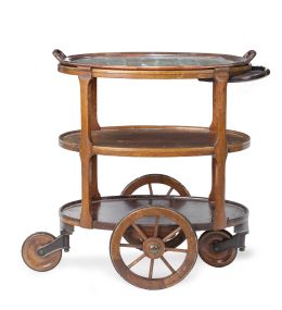 651.  Carrito de madera de haya con marquetería en la parte superior de flores.h. 1950-1960.