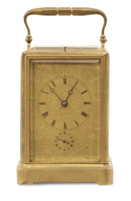 1178.  "Aiguilles Aig Le Reveil".Reloj de carruaje de bronce dorado y cristal, numeración romana.Francia, S. XIX.