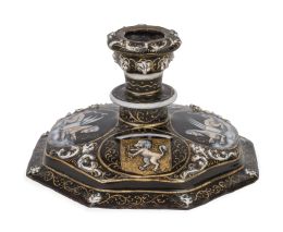 540.  Candelero con esmalte decorado con grifos, siguiendo modelos del S. XVI.Limoges, S. XIX.