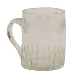 745.  Jarrita de vidrio con decoración grabada de pámpanos y rest