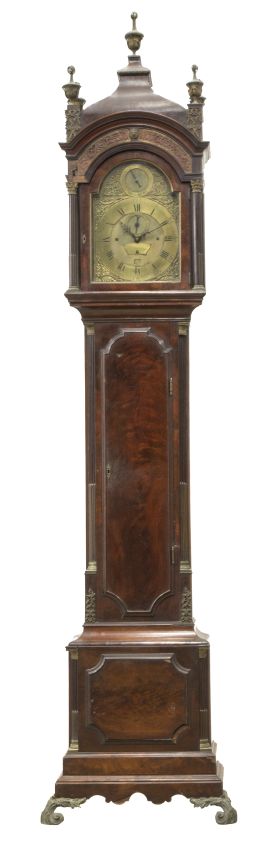 1271.  "Roberto, Pedro Higgs y Diego Evans. Esfera firmada.
Reloj