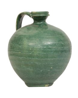 1460.  Orza con asa de cerámica esmaltada en verde.Triana, S. XIX.