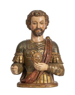 530.  Santo.Busto relicario de madera tallada, policromada y dorada.Trabajo español, S. XVII.