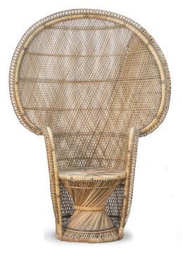 705.  Sillón "Peacock" o "Emmanuelle" de ratán.Años 70.