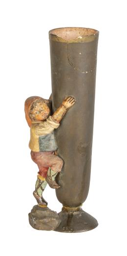 1342.  Florero con niño sobre roca en barro cocido y policromado.h. 1900.