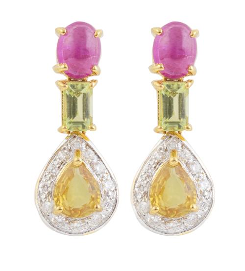 Pendientes largos con cabuchón de rubí, peridoto rectangula