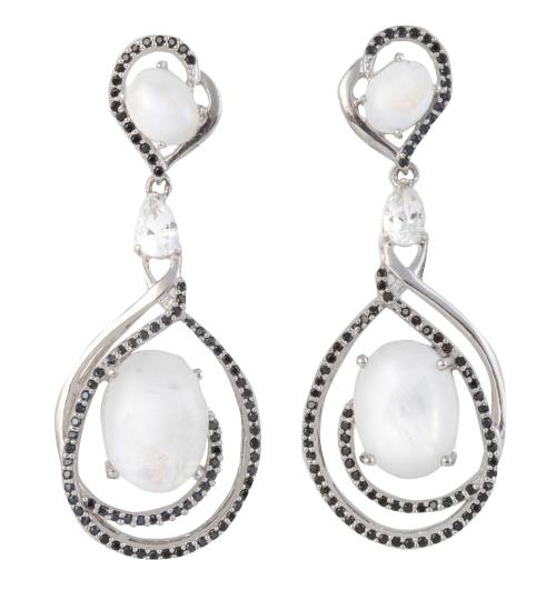 Pendientes largos con cabuchones de piedra luna en marcos c