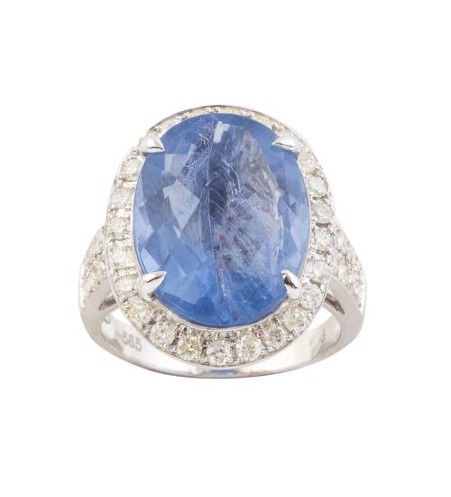 Sortija con fluorita central de 10,35 ct orlada de brillant