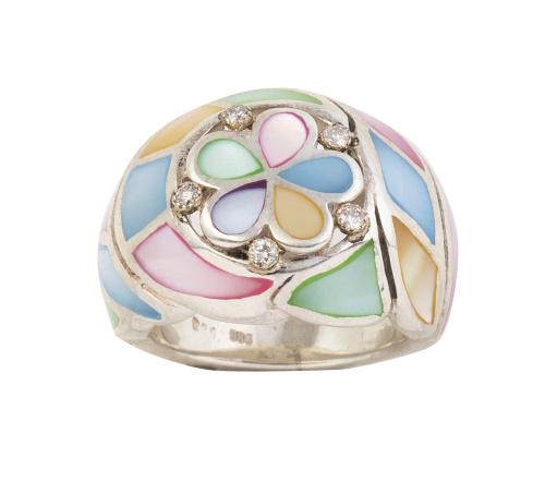 Sortija flor de nácar de diferentes colores y brillantes 