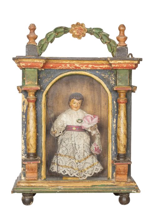 Hornacina de madera tallada y policromada, imitando marmori