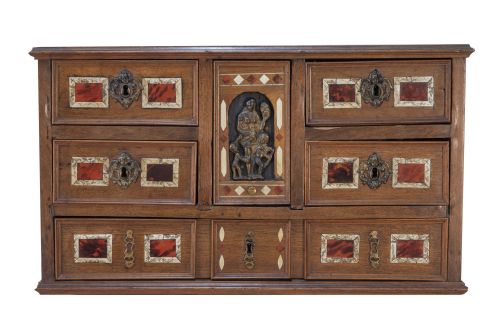 Papelera de madera con aplicaciones de hueso y carey.Trab