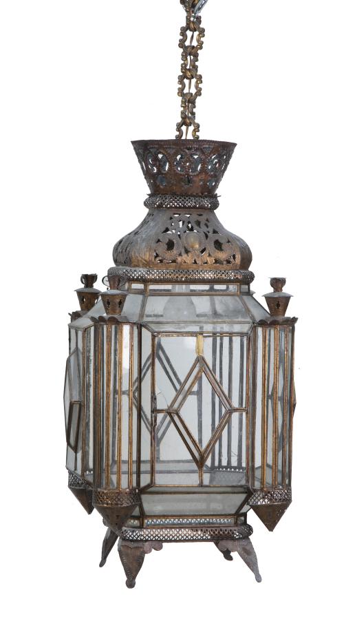 Farol de techo de metal dorado, calado y cristal.España, 