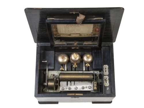 Caja de música Napoleón III con marquetería de flores en la