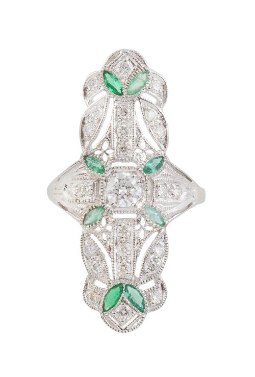Sortija lanzadera de brillantes y esmeraldas estilo Art-Dec