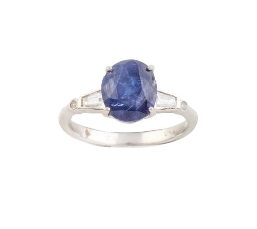 Sortija con zafiro oval de 3,77 ct con brillante de talla o