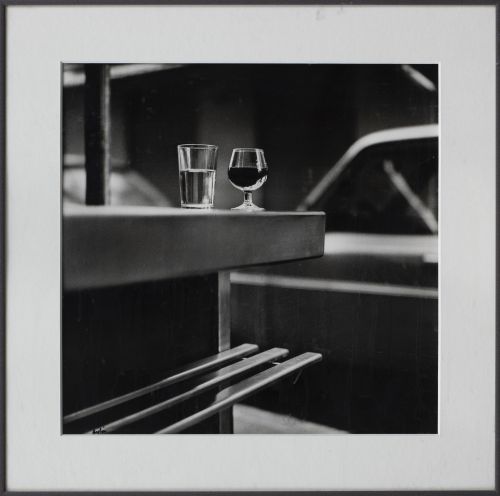 LUIS BAYLÓN (Madrid, 1958 - 2023)Un vicio (copa y agua), 