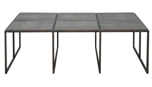 Mesa baja de centro en acero con tapas de símil "galuchat",