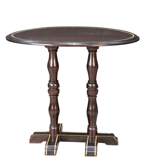 Mesa circular de madera con fileteado en hueso.