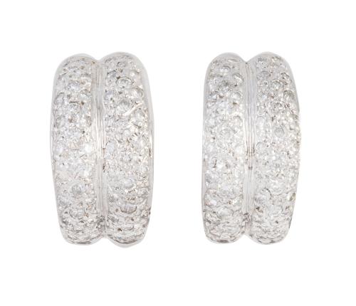 Pendientes de brillantes con diseño de dobles medias crioll