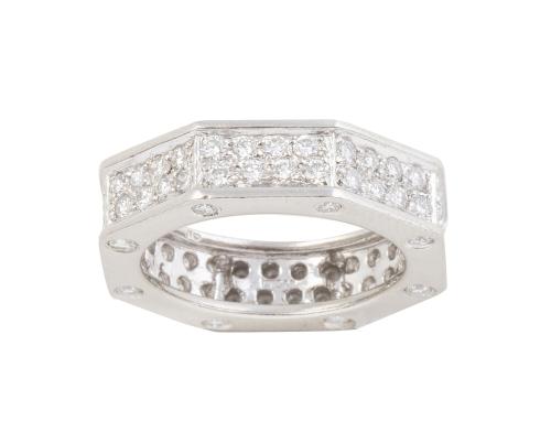Sortija de brillantes con perfil octogonal, completamente c