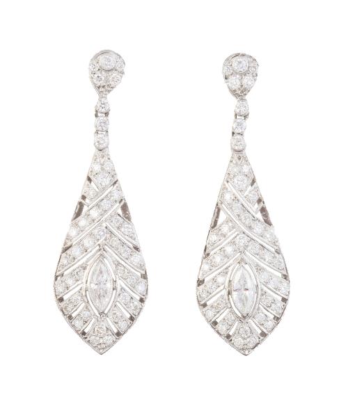 Pendientes de brillantes con diseño de lágrima de brillante