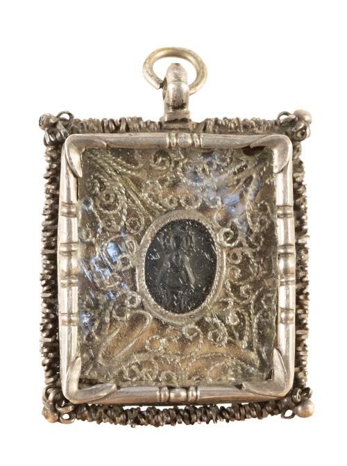 Medalla devocional con filigrana de dos vitrales con la Vir