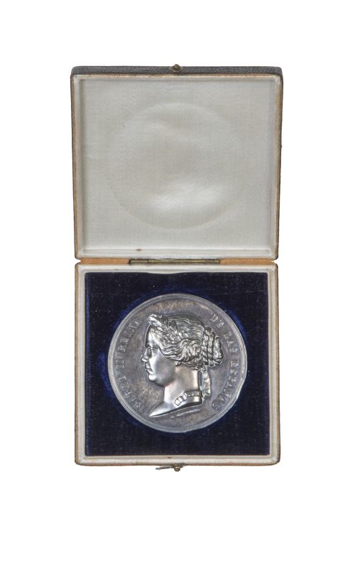 L.HarchonniIsabel II Reina de las Españas.En el reverso