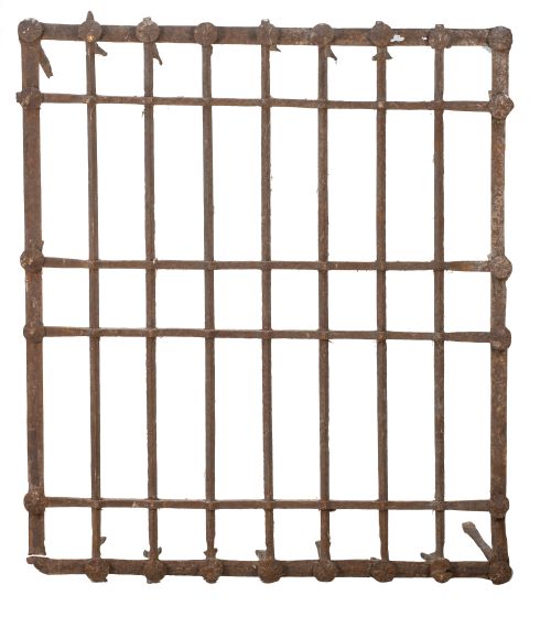 Reja de hierro forjado con aplicaciones de flores.España,