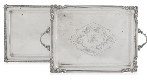 Lote de dos bandejas rectangulares de plata: Una con palm