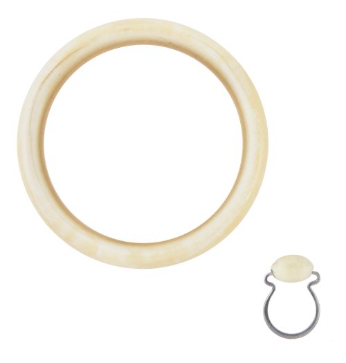 Conjunto de brazalete y sortija de marfil