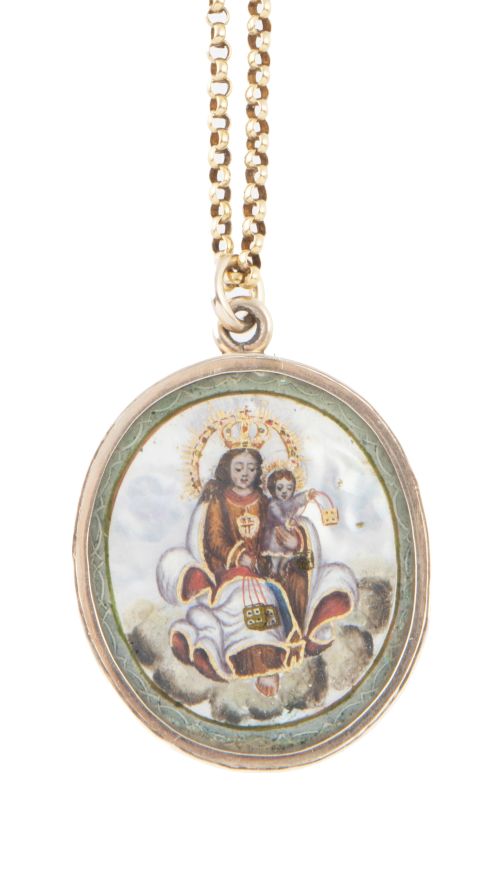 Medalla colgante con miniaturas de la Virgen del Carmen y d