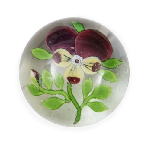 Pisapapeles de cristal con un pensamiento.Baccarat, h. 18