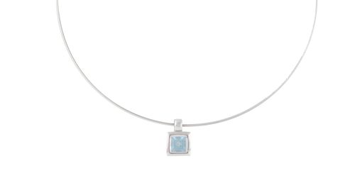 Gargantilla con topacio azul cuadrangular en marco de oro l