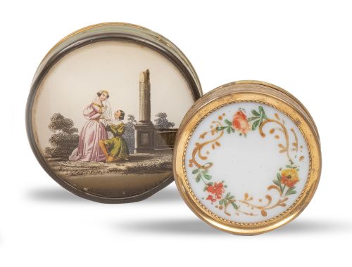 Lote de dos cajas para bombones. una de papel con escena ga