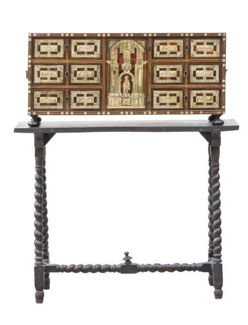 Papelera de madera tallada con incrustaciones de hueso, car