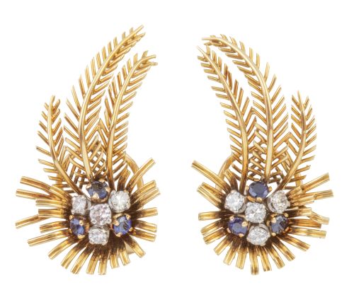 Pendientes retro con diseño de flor y plumas, decorados con