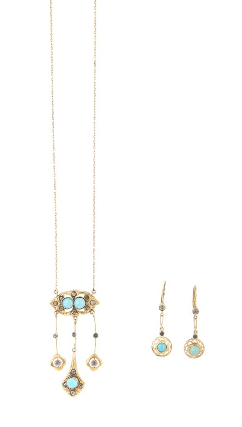 Conjunto de pendentif y pendientes de pp. S.XX con cabuchon