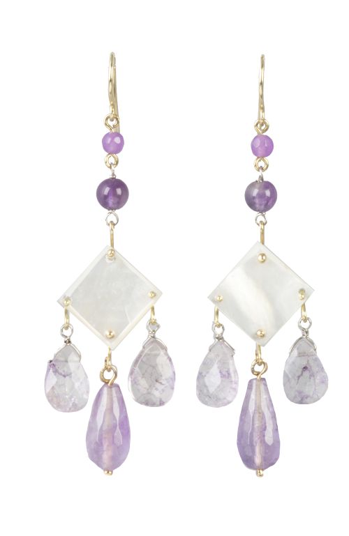 Pendientes largos de amatistas y nácar, con tres perillas c
