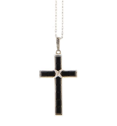 Cruz colgante Art-Decó de ónix, con aspa de diamantes centr