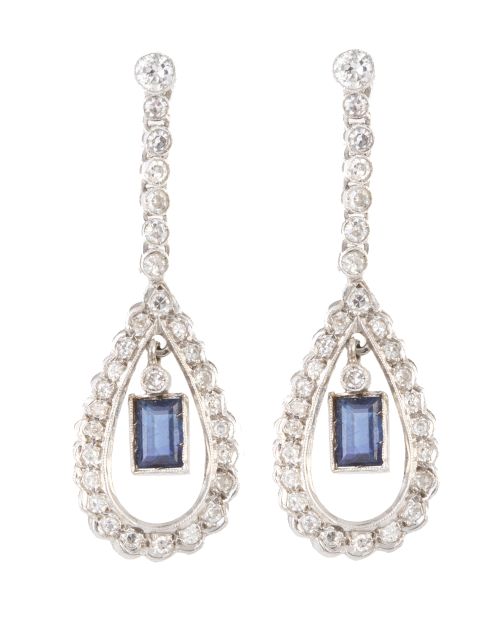 Pendientes largos de zafiros y diamantes, con gota de diama