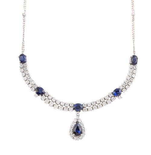 Collar de brillantes y zafiros, con gota colgante de zafiro