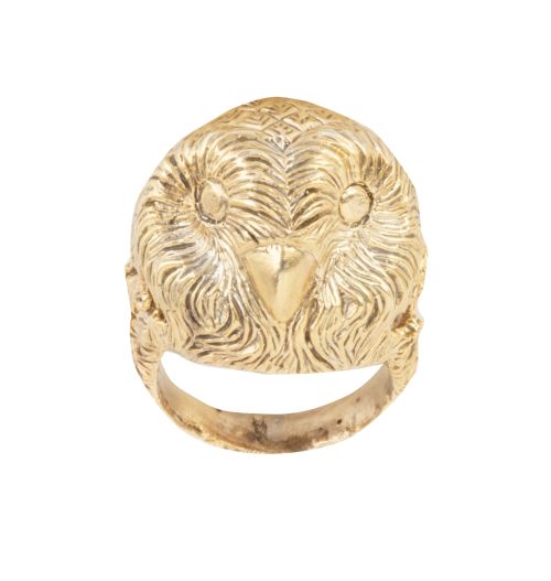 Sortija con cabeza de búho en diseño bombée grabado, realiz