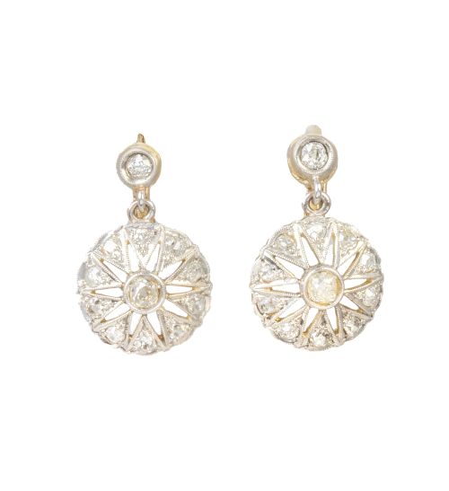 Pendientes de  pp. S. XX con rosetones de diamantes en círc