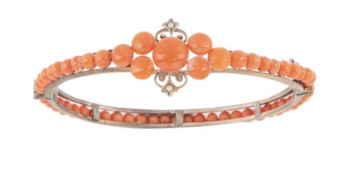 Brazalete victoriano S. XIX en coral de Sciacca, con cuenta