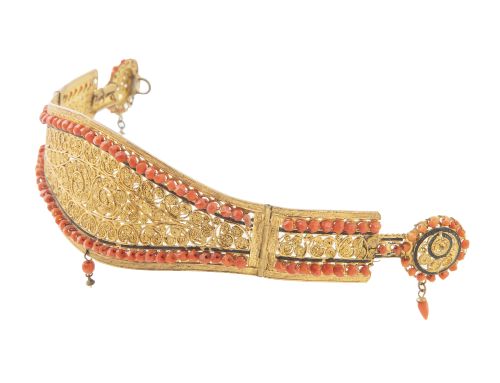 Diadema ancha Imperio pp. S. XIX, con centro decorado con m