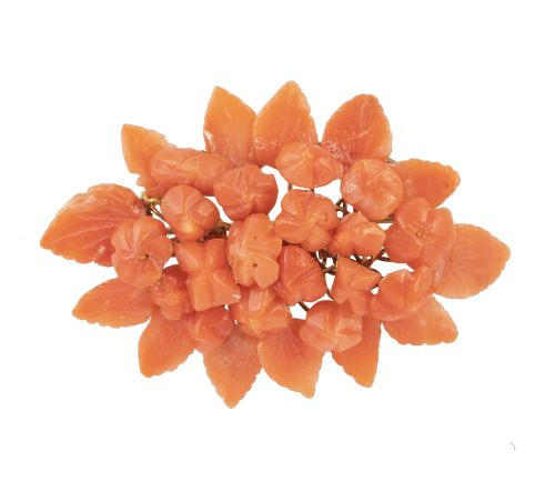 Broche floral victoriano S. XIX en coral de Sciacca con cen