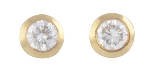 Pendientes dormilona con brillantes engastados en chatones 