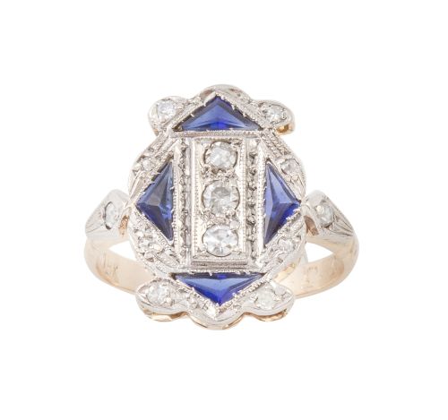 Sortija rectangular Art-Decó de brillantes decorada con zaf