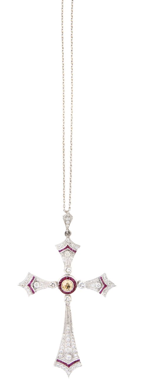 Gran cruz colgante estilo Art-Decó de brillantes y rubíes, 