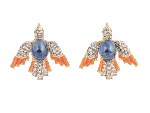 Pendientes pájaro con cuerpo de cabuchón de zafiro, cabeza 